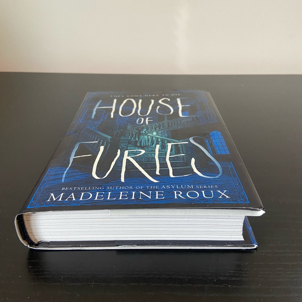 Fictional Hardcover Book Bundle - Picture 13 of 16